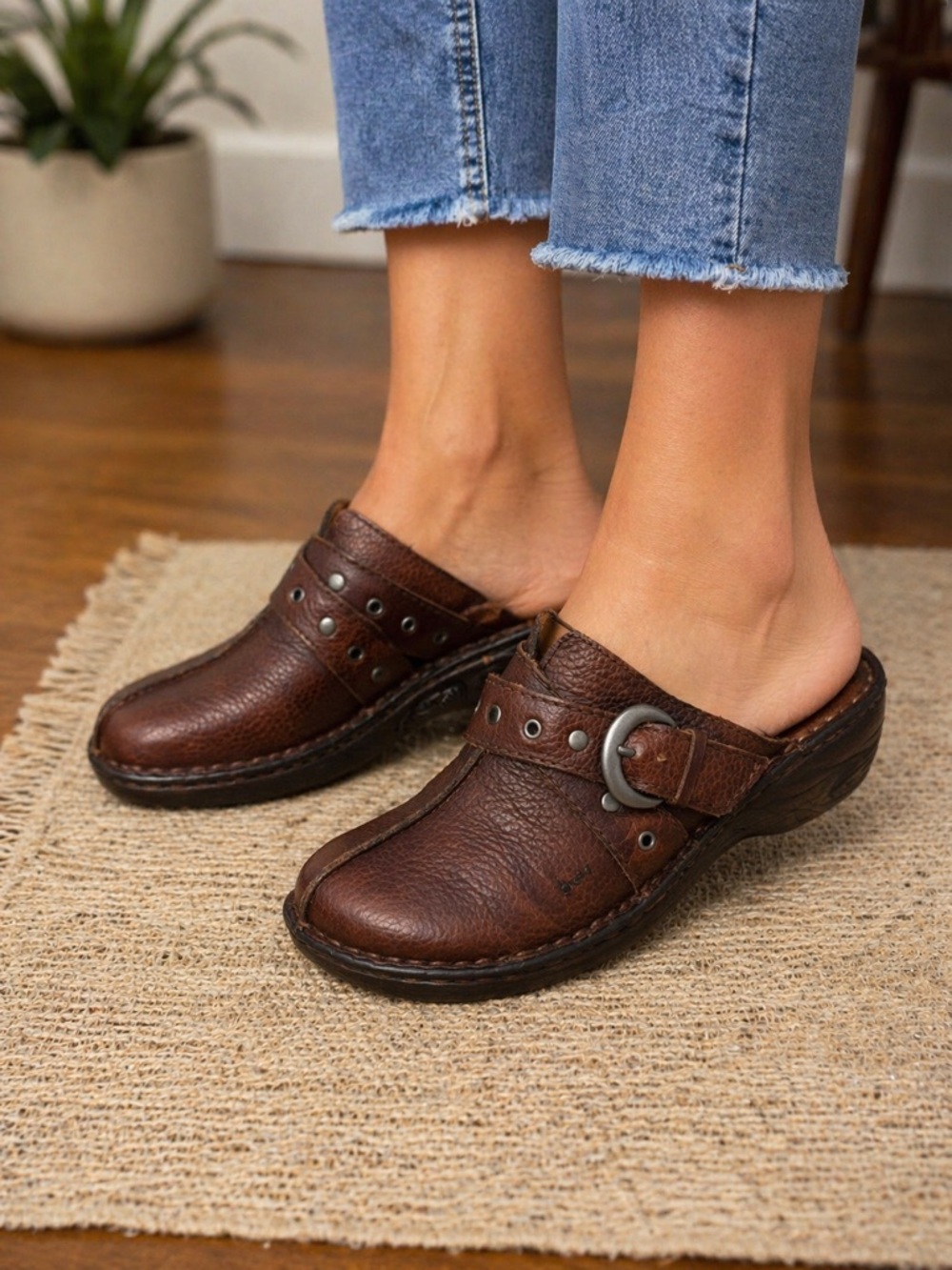 BOC Born Concept Brown Leather Clog Mule Shoes Women’s 7 Comfort Casual